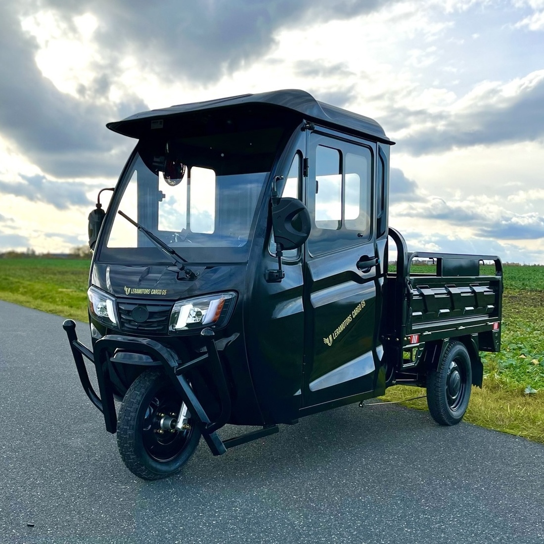 Elektrická tříkolka Leramotors tuk tuk cargo G5 2000W 72V - černá